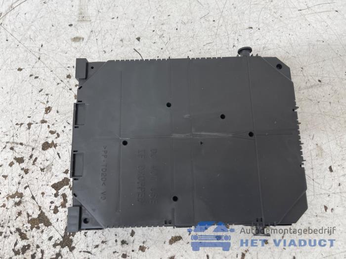 Gebruikte Computer Body Control Opel Crossland (X) 1.2 12V Prijs € 70,00 Margeregeling aangeboden door Het Viaduct