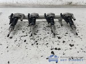 Gebruikte Injector brug BMW M135 (F40) M135i xDrive 2.0 TwinPower 16V Prijs € 240,00 Margeregeling aangeboden door Het Viaduct
