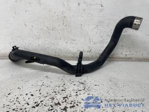 Gebruikte Intercooler Buis Opel Astra K Sports Tourer 1.2 Turbo 12V Prijs € 55,00 Margeregeling aangeboden door Het Viaduct