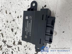 Gebruikte Module PDC Opel Astra K Sports Tourer 1.2 Turbo 12V Prijs € 25,00 Margeregeling aangeboden door Het Viaduct