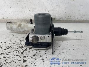 Gebruikte ABS Pomp Opel Astra K Sports Tourer 1.2 Turbo 12V Prijs € 440,00 Margeregeling aangeboden door Het Viaduct