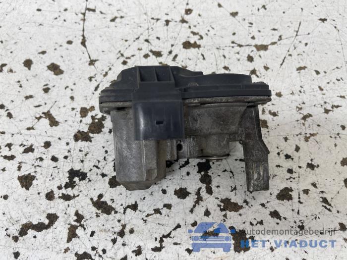 Gebruikte Gasklephuis Volkswagen Polo V (6R) 1.4 TDI 12V 90 Prijs € 25,00 Margeregeling aangeboden door Het Viaduct