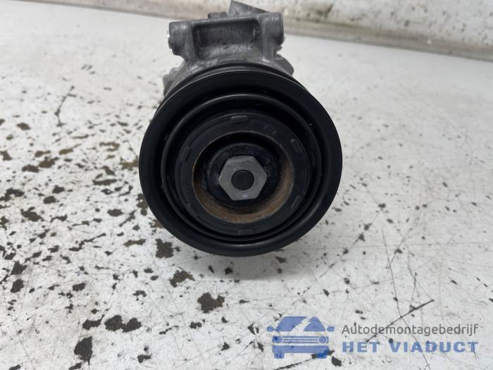 Gebruikte Aircopomp Audi A4 Avant (B9) 2.0 TDI Ultra 16V Prijs € 100,00 Margeregeling aangeboden door Het Viaduct