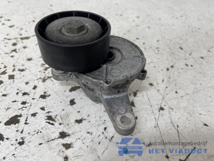Gebruikte Spanrol Multiriem Audi A4 Avant (B9) 2.0 TDI Ultra 16V Prijs € 20,00 Margeregeling aangeboden door Het Viaduct
