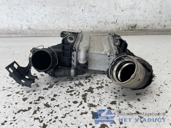 Gebruikte Intercooler Mercedes A Limousine (177.1) 1.5 A-180d Prijs € 200,00 Margeregeling aangeboden door Het Viaduct