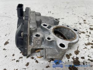 Gebruikte Gasklephuis Mercedes A Limousine (177.1) 1.5 A-180d Prijs € 60,00 Margeregeling aangeboden door Het Viaduct