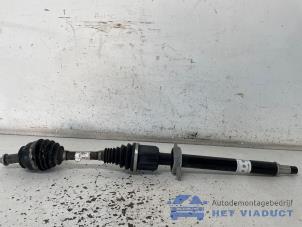 Gebruikte Homokineetas rechts-voor Mercedes A Limousine (177.1) 1.5 A-180d Prijs € 430,00 Margeregeling aangeboden door Het Viaduct