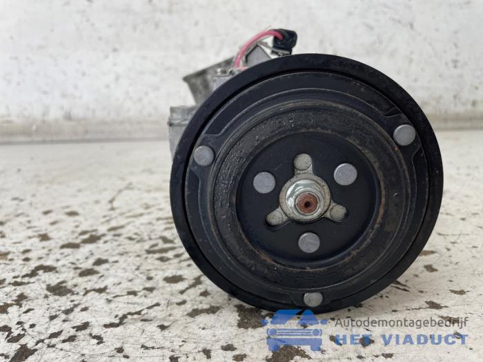 Gebruikte Pomp Airco Opel Astra K Sports Tourer 1.4 Turbo 16V Prijs € 60,00 Margeregeling aangeboden door Het Viaduct