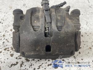 Gebruikte Remklauw (Tang) rechts-voor Iveco New Daily VI 35C18, 40C18, 50C18, 65C18, 70C18, 35S18 Prijs € 60,00 Margeregeling aangeboden door Het Viaduct