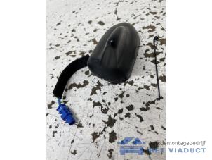 Gebruikte Antenne Opel Astra K 1.0 Turbo 12V Prijs € 30,00 Margeregeling aangeboden door Het Viaduct