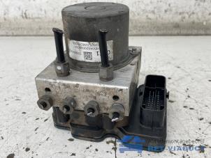 Gebruikte ABS Pomp Opel Astra K 1.0 Turbo 12V Prijs € 100,00 Margeregeling aangeboden door Het Viaduct