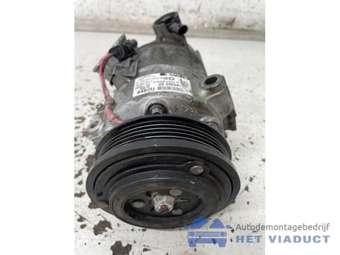Gebruikte Aircopomp Opel Astra K 1.0 Turbo 12V Prijs € 55,00 Margeregeling aangeboden door Het Viaduct