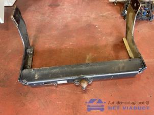 Gebruikte Trekhaak Iveco New Daily VI 35C18, 40C18, 50C18, 65C18, 70C18, 35S18 Prijs € 300,00 Margeregeling aangeboden door Het Viaduct