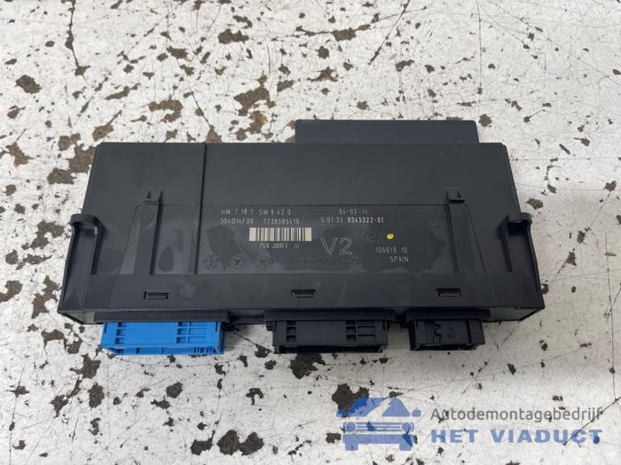 Gebruikte Comfort Module BMW 5 serie (F10) 520i 16V Prijs € 50,00 Margeregeling aangeboden door Het Viaduct