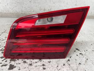 Gebruikte Achterlicht rechts BMW 5 serie (F10) 520i 16V Prijs € 60,00 Margeregeling aangeboden door Het Viaduct
