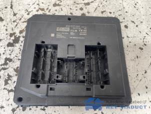 Gebruikte Bodycontrol Module Volkswagen Polo VI (AW1) 1.0 MPi 12V Prijs € 100,00 Margeregeling aangeboden door Het Viaduct