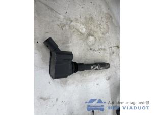 Gebruikte Bobine Volkswagen Golf VII (AUA) 2.0 GTI 16V Prijs € 40,00 Margeregeling aangeboden door Het Viaduct
