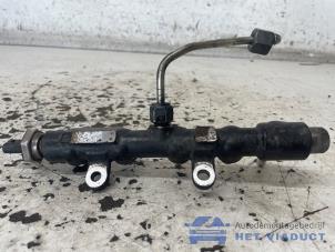 Gebruikte Injector brug Peugeot 308 SW (L4/L9/LC/LJ/LR) 1.5 BlueHDi 100 Prijs € 40,00 Margeregeling aangeboden door Het Viaduct