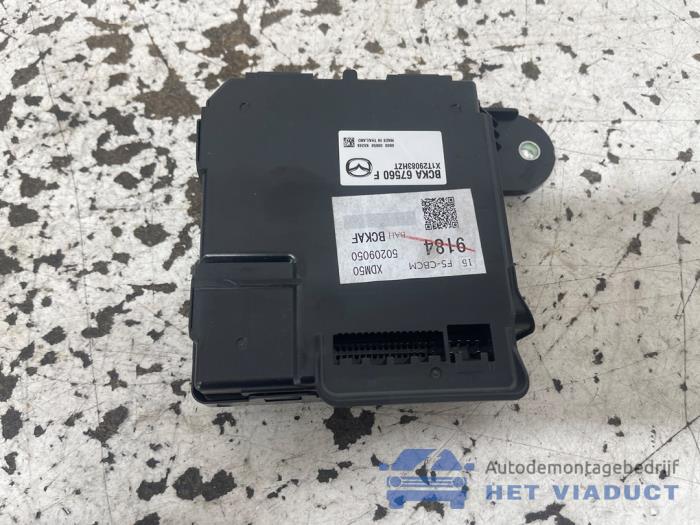 Gebruikte Computer Body Control Mazda CX-30 (DM) 2.0 e-SkyActiv-X 181 M Hybrid 16V Prijs € 240,00 Margeregeling aangeboden door Het Viaduct