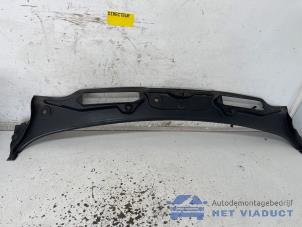 Gebruikte Paravent BMW 3 serie Touring (E91) 320d 16V Prijs € 20,00 Margeregeling aangeboden door Het Viaduct