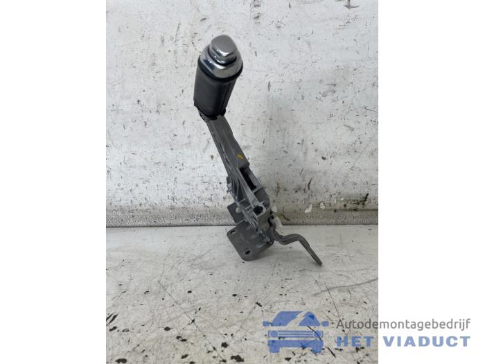 Gebruikte Handrem Mechaniek Ford Fiesta 7 1.5 TDCi 120 Prijs € 35,00 Margeregeling aangeboden door Het Viaduct