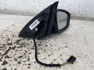 Gebruikte Buitenspiegel rechts Skoda Rapid 1.2 TSI 16V Prijs € 70,00 Margeregeling aangeboden door Het Viaduct