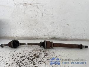 Gebruikte Steekas rechts-voor Ford Fiesta 6 (JA8) 1.6 16V PowerShift Prijs € 85,00 Margeregeling aangeboden door Het Viaduct