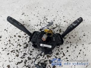 Gebruikte Licht + Raw Schakelaar Opel Astra K 1.0 Turbo 12V Prijs € 100,00 Margeregeling aangeboden door Het Viaduct