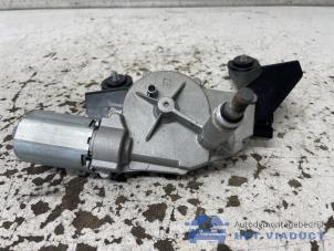 Gebruikte Motor Ruitenwisser achter Kia Sportage (SL) 2.0 CRDi 16V VGT 4x4 Prijs € 35,00 Margeregeling aangeboden door Het Viaduct