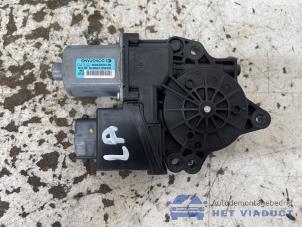 Gebruikte Motor electrisch raam Hyundai Santa Fe III (DM) 2.2 CRDi R 16V 4x4 Prijs € 90,00 Margeregeling aangeboden door Het Viaduct