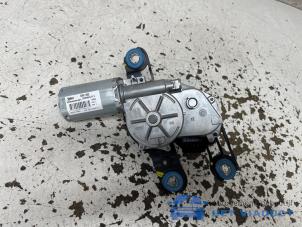 Gebruikte Ruitenwissermotor achter Skoda Superb Combi (3V5) 2.0 TDI 4x4 Prijs € 50,00 Margeregeling aangeboden door Het Viaduct