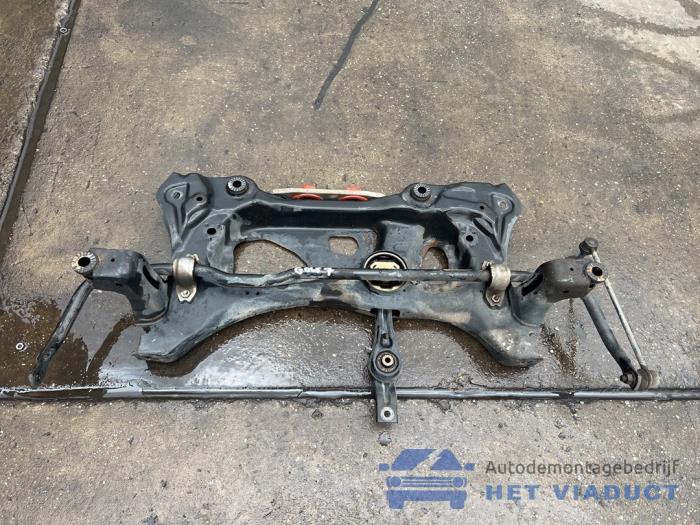 Gebruikte Subframe Volkswagen Golf VII (AUA) 1.2 TSI 16V Prijs € 100,00 Margeregeling aangeboden door Het Viaduct