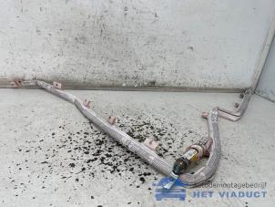 Gebruikte Airbag hemel rechts Skoda Superb Combi (3V5) 2.0 TDI 4x4 Prijs € 100,00 Margeregeling aangeboden door Het Viaduct