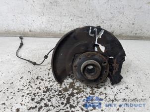 Gebruikte Asschenkel links-voor Renault Kadjar (RFEH) 1.2 Energy TCE 130 Prijs € 100,00 Margeregeling aangeboden door Het Viaduct