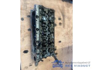 Gebruikte Cilinderkop Skoda Superb Combi (3V5) 2.0 TDI 4x4 Prijs € 400,00 Margeregeling aangeboden door Het Viaduct