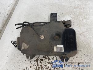Gebruikte Additatief tank Citroen Jumpy (G9) 2.0 HDiF 16V 125 Prijs € 240,00 Margeregeling aangeboden door Het Viaduct