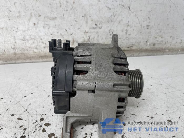 Dynamo van een Opel Astra K 1.5 CDTi 105 12V 2019
