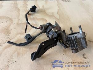 Gebruikte EGR Klep Hyundai Santa Fe III (DM) 2.2 CRDi R 16V 4x4 Prijs € 200,00 Margeregeling aangeboden door Het Viaduct