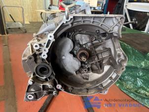 Gebruikte Versnellingsbak Opel Astra K 1.5 CDTi 105 12V Prijs € 500,00 Margeregeling aangeboden door Het Viaduct