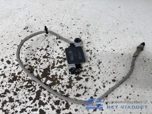 Gebruikte Nox sensor Volkswagen Caddy IV 2.0 TDI 102 Prijs € 200,00 Margeregeling aangeboden door Het Viaduct