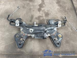 Gebruikte Subframe Peugeot 2008 (CU) 1.5 BlueHDi 100 Prijs € 120,00 Margeregeling aangeboden door Het Viaduct