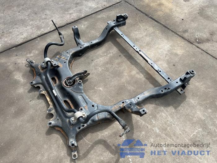 Subframe van een Opel Astra K 1.5 CDTi 105 12V 2019