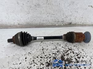 Gebruikte Cardanas rechts-voor (VWA) Volkswagen Tiguan (AD1) 2.0 TDI 16V 4Motion Prijs € 340,00 Margeregeling aangeboden door Het Viaduct