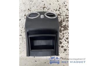 Gebruikte Luchtrooster achter Mercedes C Estate AMG (S205) C-43 AMG 3.0 V6 24V Turbo 4-Matic Prijs € 40,00 Margeregeling aangeboden door Het Viaduct