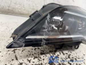Gebruikte Linker Koplamp Opel Astra K 1.5 CDTi 105 12V Prijs € 200,00 Margeregeling aangeboden door Het Viaduct