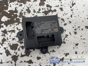 Gebruikte Deur module Ford C-Max (DXA) 1.0 Ti-VCT EcoBoost 12V 125 Prijs € 20,00 Margeregeling aangeboden door Het Viaduct