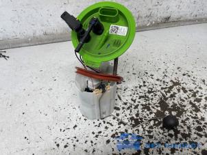 Gebruikte Benzinepomp Volkswagen Golf VIII (CD1) 1.4 GTE 16V Prijs € 50,00 Margeregeling aangeboden door Het Viaduct