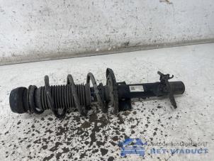 Gebruikte Voorpoot links Skoda Fabia III Combi (NJ5) 1.0 TSI 12V Prijs € 50,00 Margeregeling aangeboden door Het Viaduct