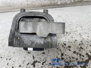 Gebruikte Motorrubber Volkswagen Golf VII Variant (AUVV) 1.6 TDI BlueMotion 16V Prijs € 30,00 Margeregeling aangeboden door Het Viaduct