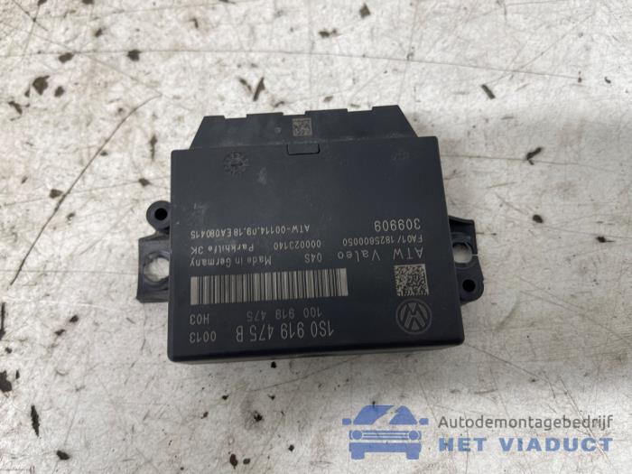 Gebruikte Module PDC Skoda Citigo 1.0 12V Prijs € 40,00 Margeregeling aangeboden door Het Viaduct